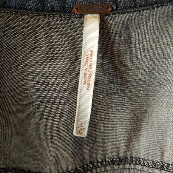 Lightweight Jean dress/ Vest BUY IT 🤩 - Picture 9 of 11